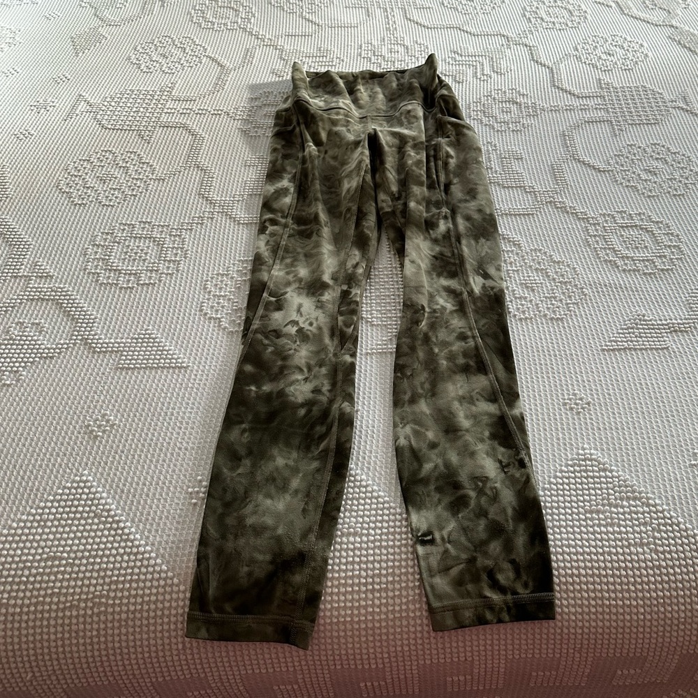 LULULEMON ALIGN HIGH RISE PANT WITH POCKETS 25” SIZE 4
